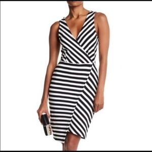 Cupcakes & Cashmere Sheldon Black White Striped V Tank Jersey Dress Womens S